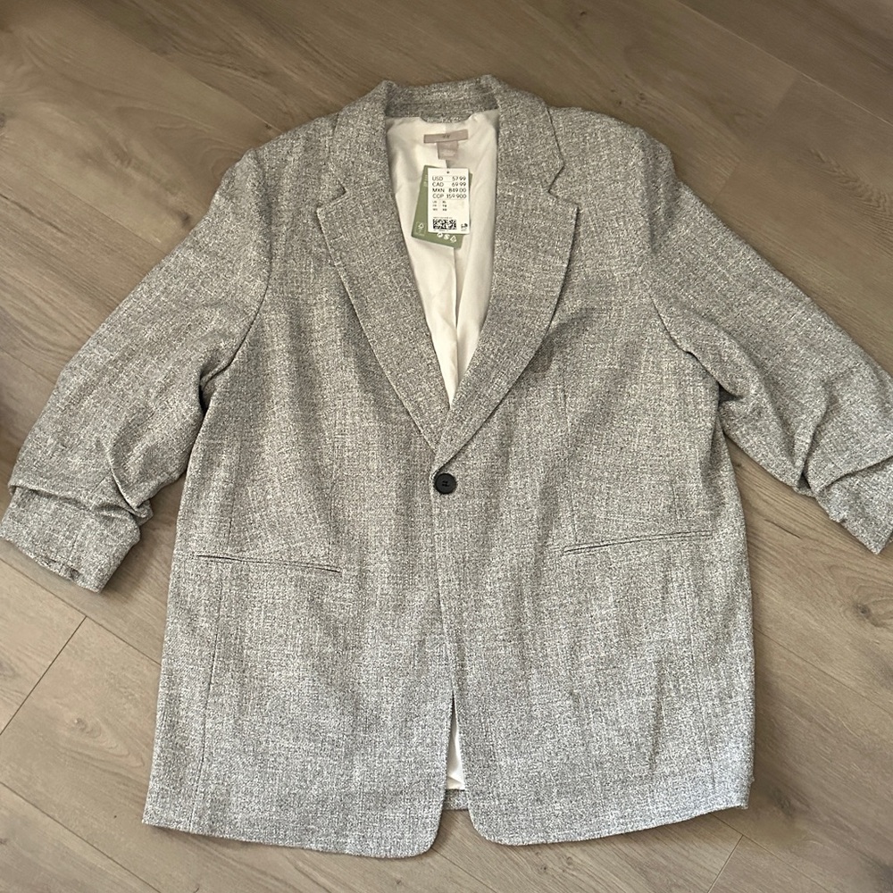 NWT H&M Gray Textured Ruched Sleeve Blazer - Size XL